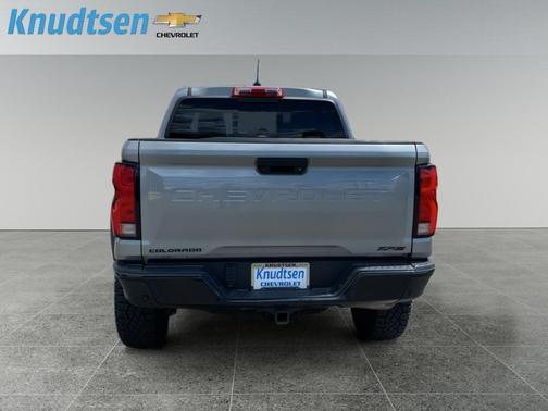 Sterling Gray Metallic 2024 Chevrolet Colorado ZR2