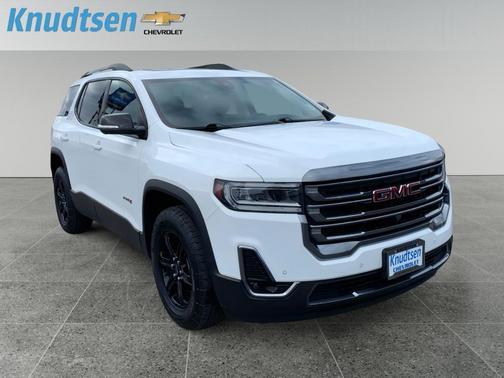 2023 GMC Acadia AWD AT4