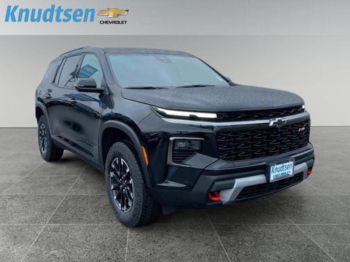 Mosaic Black Metallic 2026 Chevrolet Traverse AWD Z71
