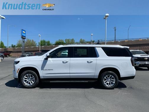 Summit White 2026 Chevrolet Suburban LT