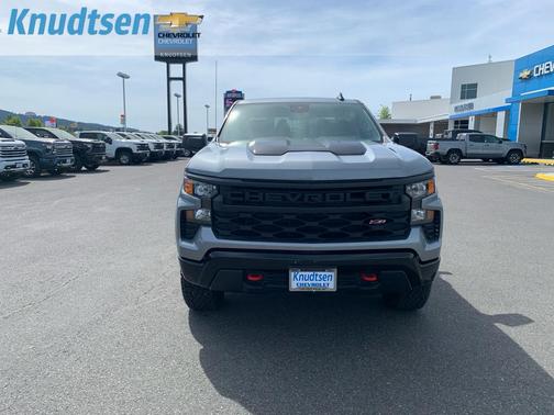 Sterling Gray Metallic 2026 Chevrolet Silverado 1500 Custom Trail Boss