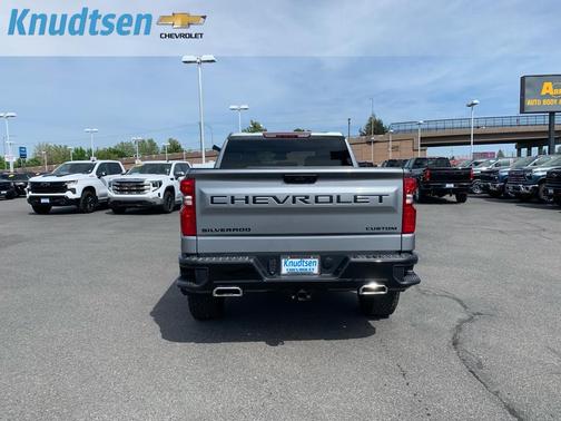 Sterling Gray Metallic 2026 Chevrolet Silverado 1500 Custom Trail Boss