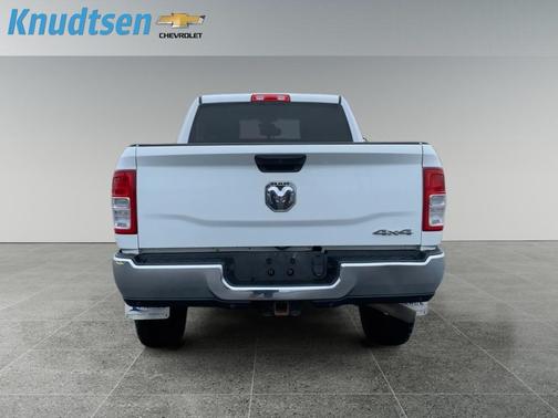 2019 RAM 2500 Tradesman Crew Cab 4x4 6'4' Box