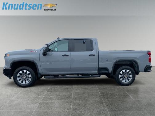 2025 Chevrolet Silverado 2500 Custom