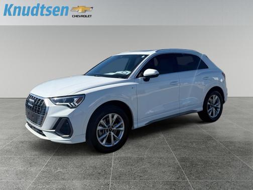 2024 Audi Q3 45 S line Premium Plus