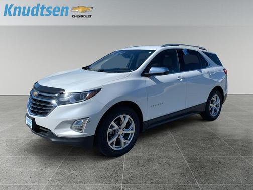 White 2018 Chevrolet Equinox Premier