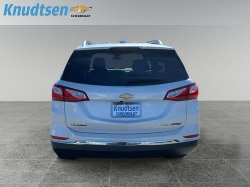 White 2018 Chevrolet Equinox Premier