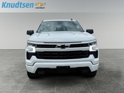 Summit White 2026 Chevrolet Silverado 1500 RST