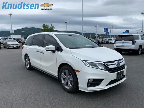 White Diamond Pearl 2019 Honda Odyssey EX-L