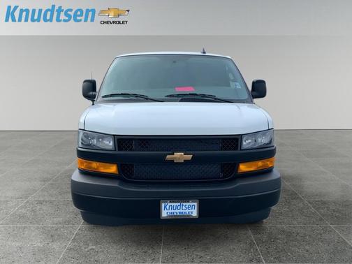 2025 Chevrolet Express 2500 RWD 2500 Regular Wheelbase WT