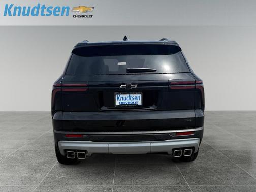 Mosaic Black Metallic 2026 Chevrolet Traverse AWD Z71