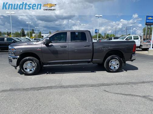 Granite Crystal Metallic Clearcoat 2025 RAM 2500 Tradesman Crew Cab 4x4 6'4' Box