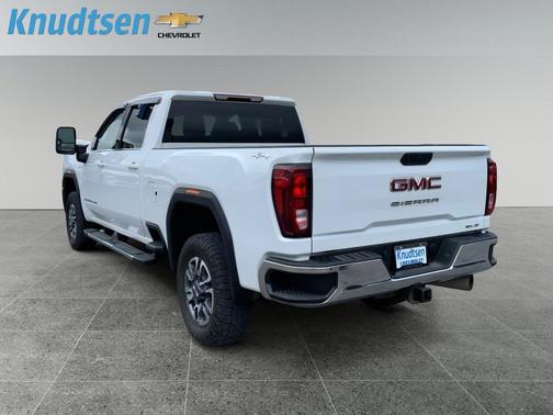 2024 GMC Sierra 2500 SLE