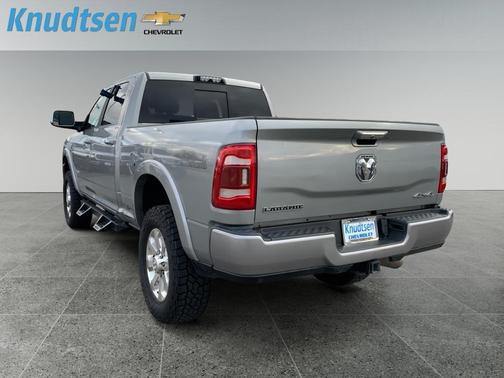 2021 RAM 2500 Laramie Crew Cab 4x4 6'4' Box