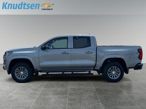 Sterling Gray Metallic 2026 Chevrolet Colorado LT
