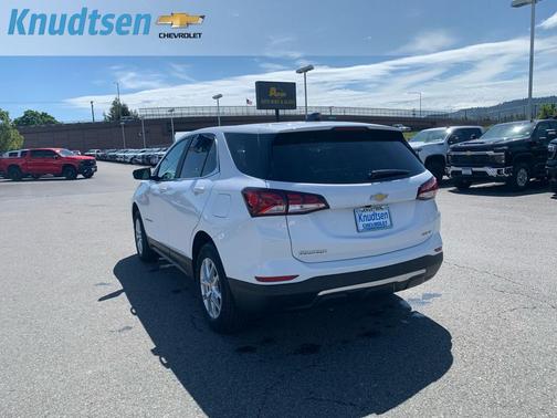 Summit White 2024 Chevrolet Equinox 1LT