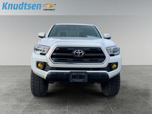 2016 Toyota Tacoma SR5