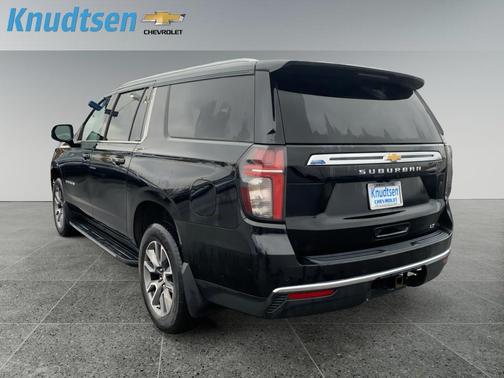 2022 Chevrolet Suburban LT