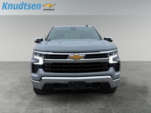Slate Gray Metallic 2024 Chevrolet Silverado 1500 LT