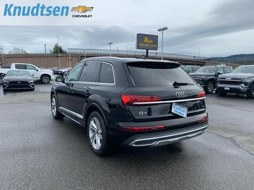 2021 Audi Q7 55 Premium Plus