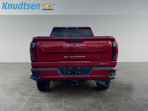 2025 GMC Sierra 2500 AT4