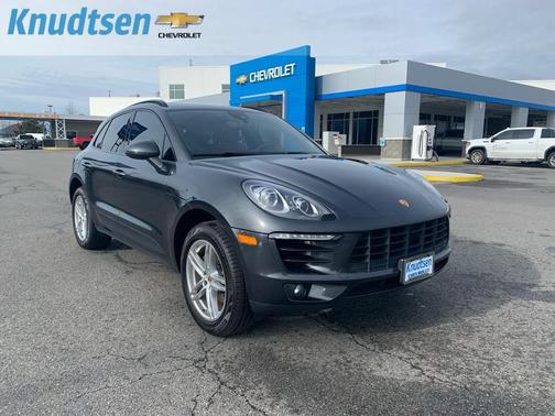 2018 Porsche Macan Base
