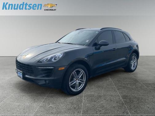 2018 Porsche Macan Base