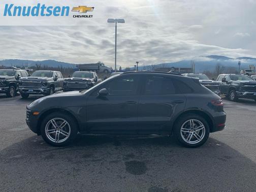 2018 Porsche Macan Base