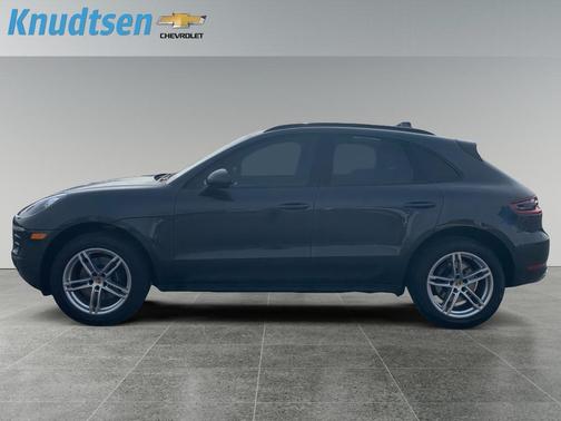 2018 Porsche Macan Base