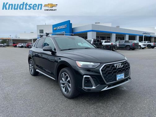 2022 Audi Q5 45 S line Premium