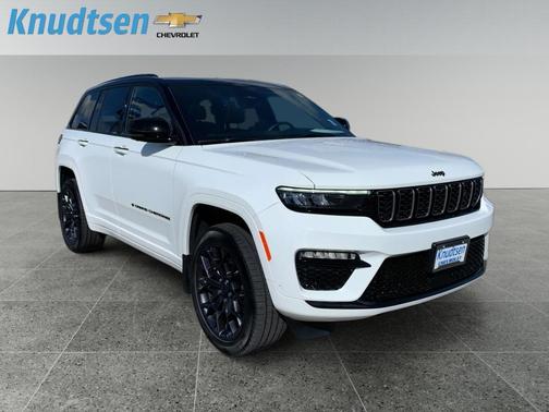 2025 Jeep Grand Cherokee Summit