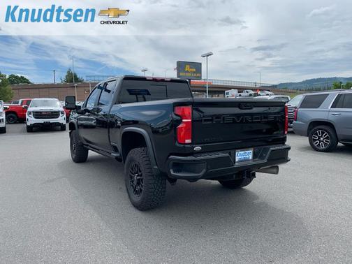 Black 2025 Chevrolet Silverado 2500 4WD Crew Cab Standard Bed ZR2