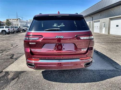 2022 Jeep Grand Cherokee L Overland