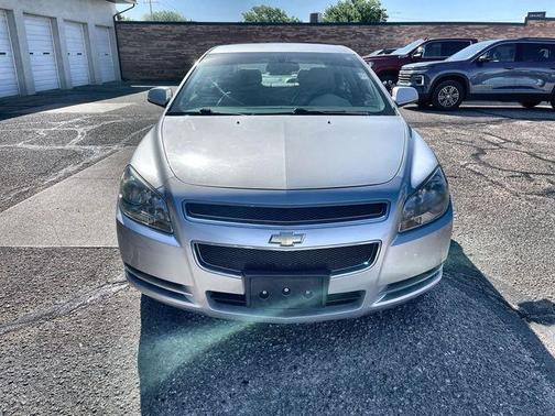 Silver Ice Metallic 2010 Chevrolet Malibu 2LT