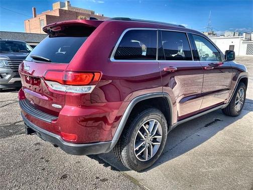 2020 Jeep Grand Cherokee Laredo