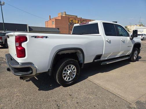 Summit White 2025 Chevrolet Silverado 2500 LT