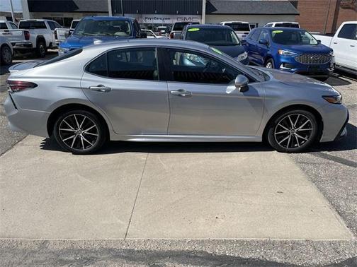 2023 Toyota Camry SE Nightshade