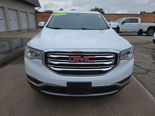 Summit White 2019 GMC Acadia SLT-1