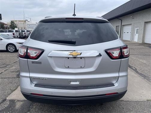 2017 Chevrolet Traverse 2LT