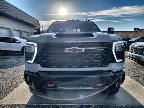 2025 Chevrolet Silverado 2500 ZR2