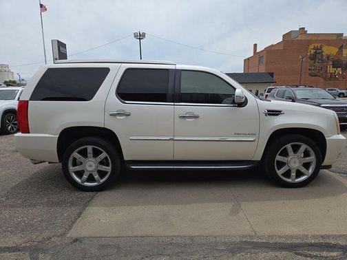 White Diamond Tri-Coat 2012 Cadillac Escalade Luxury