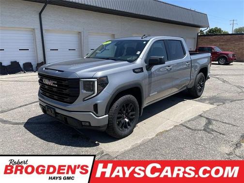 2023 GMC Sierra 1500 Elevation