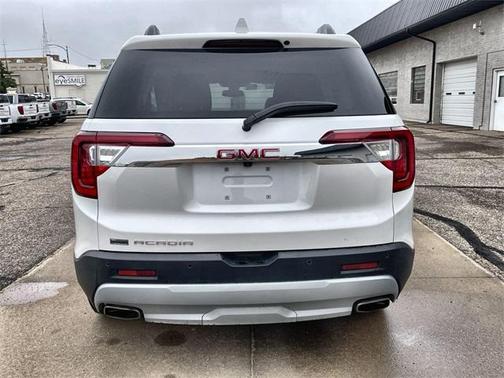 2021 GMC Acadia SLT