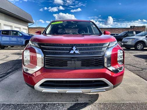 2024 Mitsubishi Outlander SE Black Edition