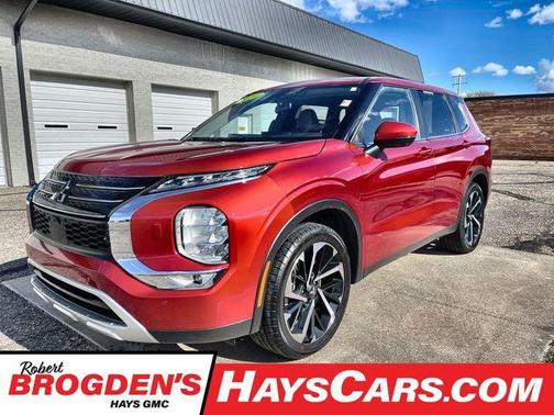 2024 Mitsubishi Outlander SE Black Edition