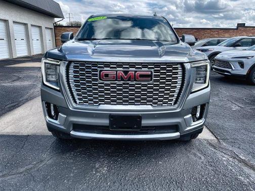Sterling 2023 GMC Yukon XL Denali