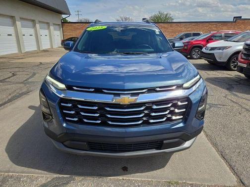 Lakeshore Blue 2025 Chevrolet Equinox LT