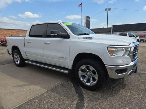Bright White Clearcoat 2021 RAM 1500 Big Horn