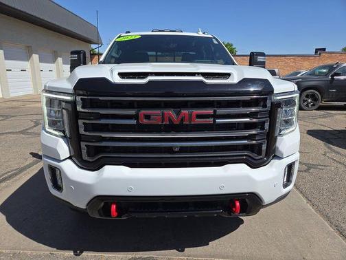Summit White 2023 GMC Sierra 2500 AT4