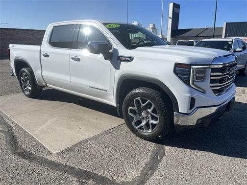 2022 GMC Sierra 1500 SLT